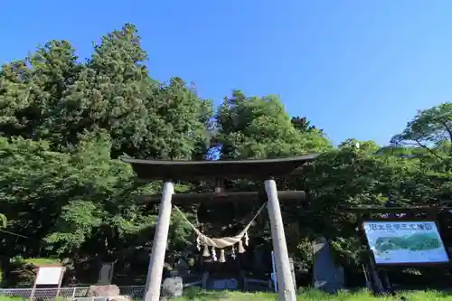 田村神社の鳥居