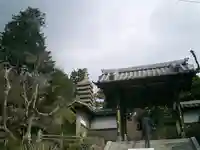 覚園寺の山門・神門