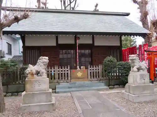 諏訪神社の本殿・本堂