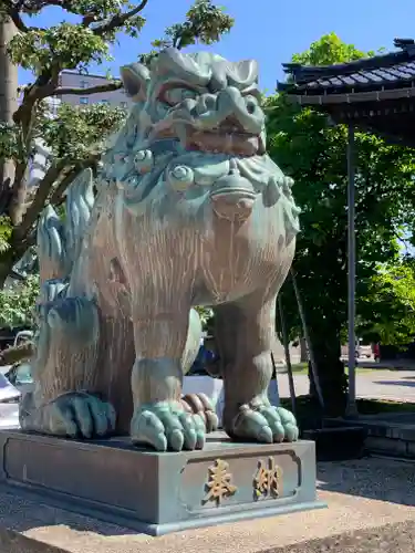 高岡関野神社の狛犬