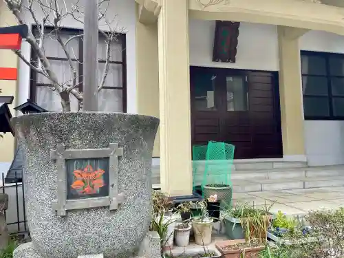 宗賢寺の{uncategorized: "未分類", other: "その他", undefined: "問題あり", building: "その他建物", grave: "お墓", sacred_gate: "鳥居", guardian: "狛犬", statue: "像", buddha: "仏像", history: "歴史", nature: "自然", garden: "庭園", animal: "動物", pagoda: "塔", temizu: "手水舎", mountain_gate: "山門・神門", sanctuary: "本殿・本堂", subordinate: "末社・摂社", art: "芸術", scenery: "景色", jizo: "地蔵", ema: "絵馬", goshuin: "御朱印", omikuji: "おみくじ", items: "授与品その他", amulet: "お守り", goshuincho: "御朱印帳", eats: "食事", festival: "お祭り", votive_dance: "神楽", shichigosan: "七五三参", wedding: "結婚式", experience: "体験その他", initially: "初詣", around: "周辺", anti_infection: "感染症対策"}