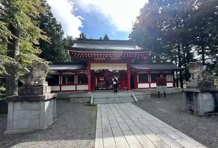 冨士御室浅間神社の{uncategorized: "未分類", other: "その他", undefined: "問題あり", building: "その他建物", grave: "お墓", sacred_gate: "鳥居", guardian: "狛犬", statue: "像", buddha: "仏像", history: "歴史", nature: "自然", garden: "庭園", animal: "動物", pagoda: "塔", temizu: "手水舎", mountain_gate: "山門・神門", sanctuary: "本殿・本堂", subordinate: "末社・摂社", art: "芸術", scenery: "景色", jizo: "地蔵", ema: "絵馬", goshuin: "御朱印", omikuji: "おみくじ", items: "授与品その他", amulet: "お守り", goshuincho: "御朱印帳", eats: "食事", festival: "お祭り", votive_dance: "神楽", shichigosan: "七五三参", wedding: "結婚式", experience: "体験その他", initially: "初詣", around: "周辺", anti_infection: "感染症対策"}