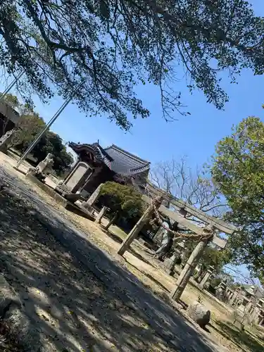 横浜神社の鳥居