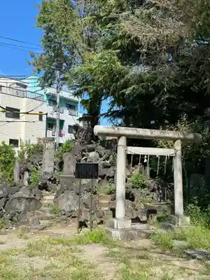 大川町氷川神社の庭園