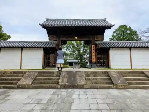 大安寺の山門・神門