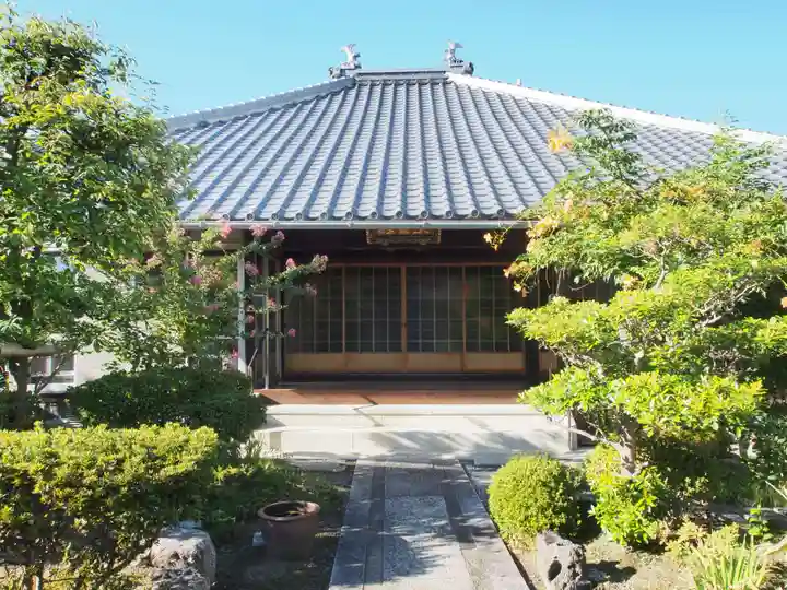 観音寺の本殿・本堂