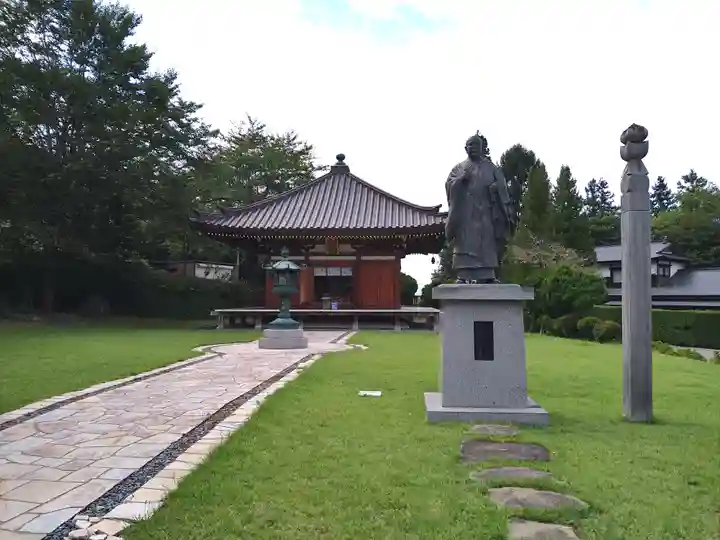 青龍寺(昭和大仏)(青森県)
