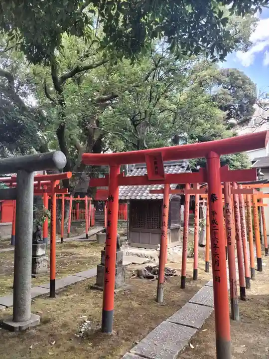 三囲神社の末社・摂社