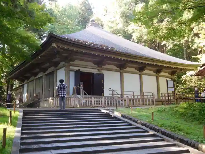 中尊寺の本殿・本堂