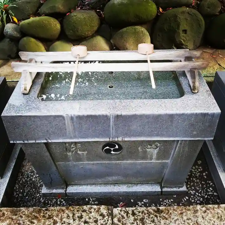 御田八幡神社の手水舎