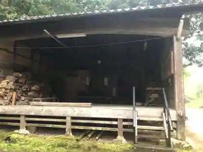 小虫神社の本殿・本堂