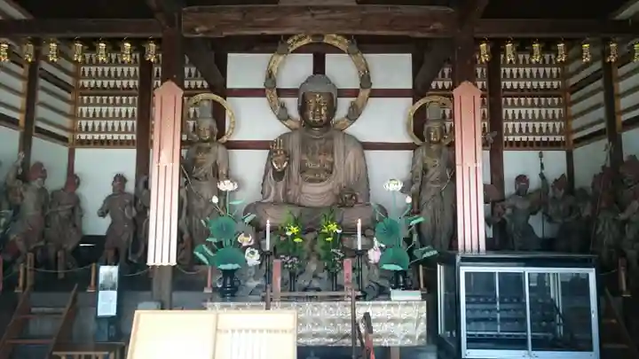 鶴林寺の本殿・本堂