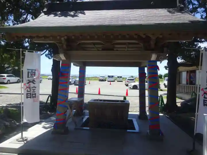 森戸大明神(森戸神社)の手水舎