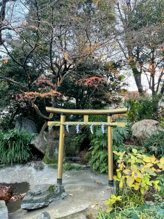 愛宕神社の{uncategorized: "未分類", other: "その他", undefined: "問題あり", building: "その他建物", grave: "お墓", sacred_gate: "鳥居", guardian: "狛犬", statue: "像", buddha: "仏像", history: "歴史", nature: "自然", garden: "庭園", animal: "動物", pagoda: "塔", temizu: "手水舎", mountain_gate: "山門・神門", sanctuary: "本殿・本堂", subordinate: "末社・摂社", art: "芸術", scenery: "景色", jizo: "地蔵", ema: "絵馬", goshuin: "御朱印", omikuji: "おみくじ", items: "授与品その他", amulet: "お守り", goshuincho: "御朱印帳", eats: "食事", festival: "お祭り", votive_dance: "神楽", shichigosan: "七五三参", wedding: "結婚式", experience: "体験その他", initially: "初詣", around: "周辺", anti_infection: "感染症対策"}