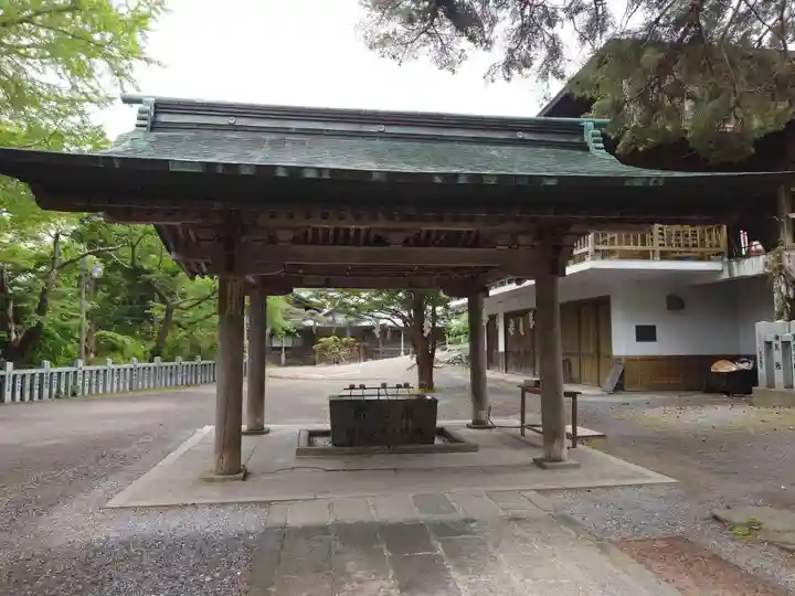 函館八幡宮の手水舎