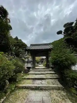 竜昌寺の山門・神門