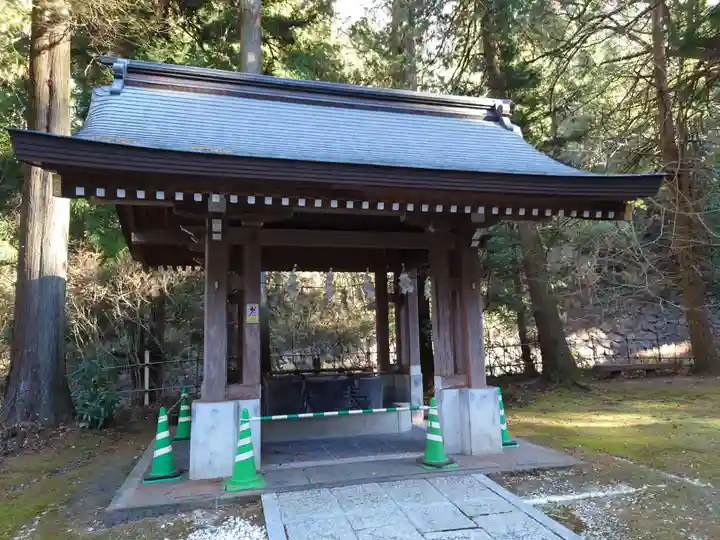 武蔵二宮 金鑚神社の手水舎