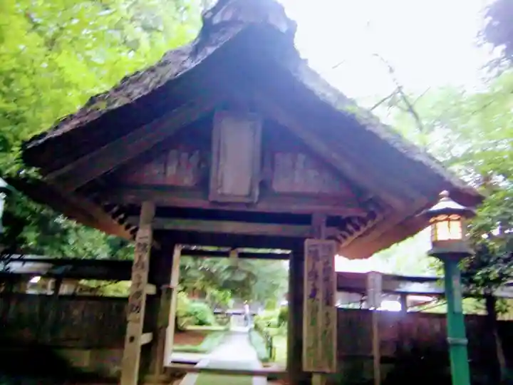 光丸山 法輪寺の山門・神門