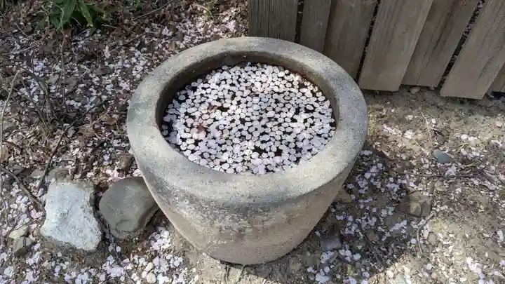 六角堂(深山峠新四国八十八ヶ所霊場)の手水舎