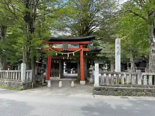 淺間神社（忍野八海）の鳥居