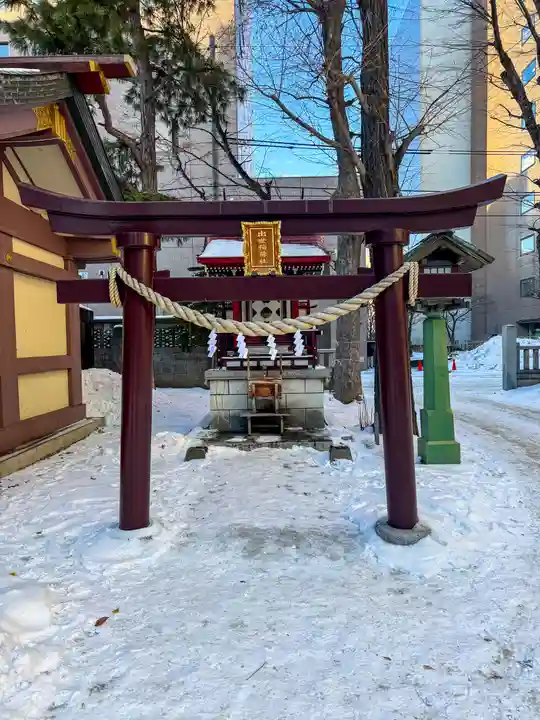 三吉神社の末社・摂社