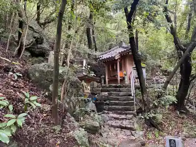 大日寺奥の院爪彫薬師(高知県)