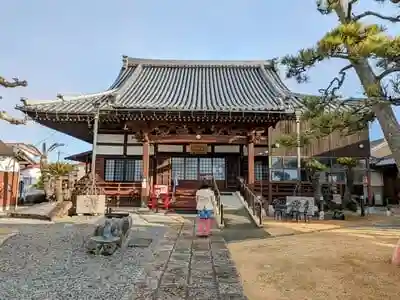 宣隆寺の本殿
