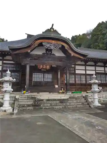 曹洞宗 永松山 龍泉寺の本殿・本堂