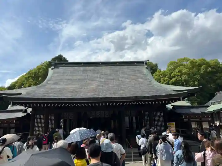 武蔵一宮氷川神社の{uncategorized: "未分類", other: "その他", undefined: "問題あり", building: "その他建物", grave: "お墓", sacred_gate: "鳥居", guardian: "狛犬", statue: "像", buddha: "仏像", history: "歴史", nature: "自然", garden: "庭園", animal: "動物", pagoda: "塔", temizu: "手水舎", mountain_gate: "山門・神門", sanctuary: "本殿・本堂", subordinate: "末社・摂社", art: "芸術", scenery: "景色", jizo: "地蔵", ema: "絵馬", goshuin: "御朱印", omikuji: "おみくじ", items: "授与品その他", amulet: "お守り", goshuincho: "御朱印帳", eats: "食事", festival: "お祭り", votive_dance: "神楽", shichigosan: "七五三参", wedding: "結婚式", experience: "体験その他", initially: "初詣", around: "周辺", anti_infection: "感染症対策"}