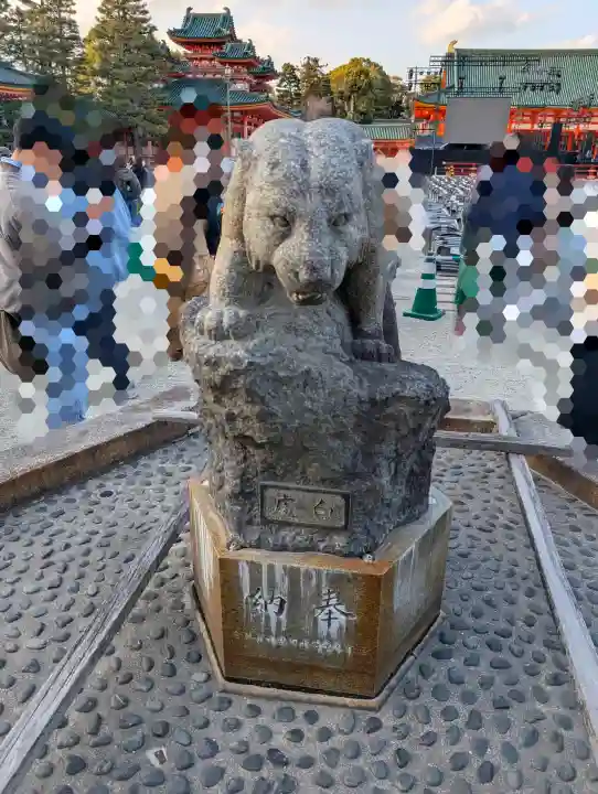 平安神宮の{uncategorized: "未分類", other: "その他", undefined: "問題あり", building: "その他建物", grave: "お墓", sacred_gate: "鳥居", guardian: "狛犬", statue: "像", buddha: "仏像", history: "歴史", nature: "自然", garden: "庭園", animal: "動物", pagoda: "塔", temizu: "手水舎", mountain_gate: "山門・神門", sanctuary: "本殿・本堂", subordinate: "末社・摂社", art: "芸術", scenery: "景色", jizo: "地蔵", ema: "絵馬", goshuin: "御朱印", omikuji: "おみくじ", items: "授与品その他", amulet: "お守り", goshuincho: "御朱印帳", eats: "食事", festival: "お祭り", votive_dance: "神楽", shichigosan: "七五三参", wedding: "結婚式", experience: "体験その他", initially: "初詣", around: "周辺", anti_infection: "感染症対策"}