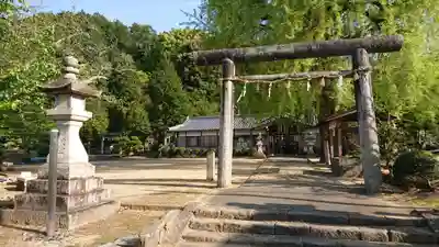 丹生酒殿神社の鳥居