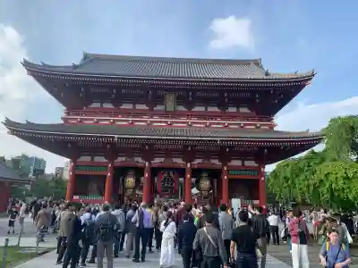 浅草寺の山門・神門