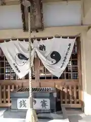 漆部神社の本殿