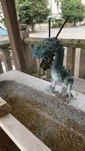 健田須賀神社の手水舎