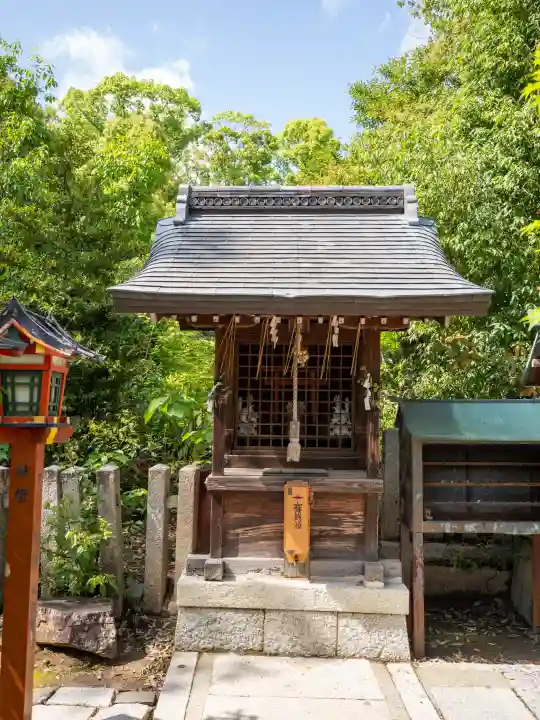 今宮神社の{uncategorized: "未分類", other: "その他", undefined: "問題あり", building: "その他建物", grave: "お墓", sacred_gate: "鳥居", guardian: "狛犬", statue: "像", buddha: "仏像", history: "歴史", nature: "自然", garden: "庭園", animal: "動物", pagoda: "塔", temizu: "手水舎", mountain_gate: "山門・神門", sanctuary: "本殿・本堂", subordinate: "末社・摂社", art: "芸術", scenery: "景色", jizo: "地蔵", ema: "絵馬", goshuin: "御朱印", omikuji: "おみくじ", items: "授与品その他", amulet: "お守り", goshuincho: "御朱印帳", eats: "食事", festival: "お祭り", votive_dance: "神楽", shichigosan: "七五三参", wedding: "結婚式", experience: "体験その他", initially: "初詣", around: "周辺", anti_infection: "感染症対策"}