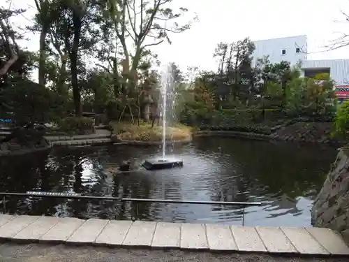 寒川神社の庭園