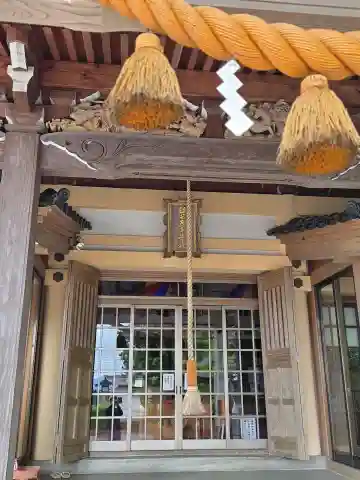 級長戸辺神社の{uncategorized: "未分類", other: "その他", undefined: "問題あり", building: "その他建物", grave: "お墓", sacred_gate: "鳥居", guardian: "狛犬", statue: "像", buddha: "仏像", history: "歴史", nature: "自然", garden: "庭園", animal: "動物", pagoda: "塔", temizu: "手水舎", mountain_gate: "山門・神門", sanctuary: "本殿・本堂", subordinate: "末社・摂社", art: "芸術", scenery: "景色", jizo: "地蔵", ema: "絵馬", goshuin: "御朱印", omikuji: "おみくじ", items: "授与品その他", amulet: "お守り", goshuincho: "御朱印帳", eats: "食事", festival: "お祭り", votive_dance: "神楽", shichigosan: "七五三参", wedding: "結婚式", experience: "体験その他", initially: "初詣", around: "周辺", anti_infection: "感染症対策"}