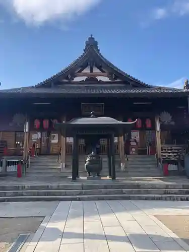 秋葉山圓通寺の本殿・本堂