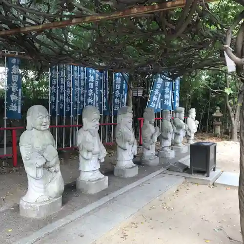 海神社の像