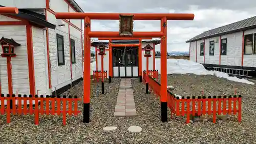 末廣神社の末社