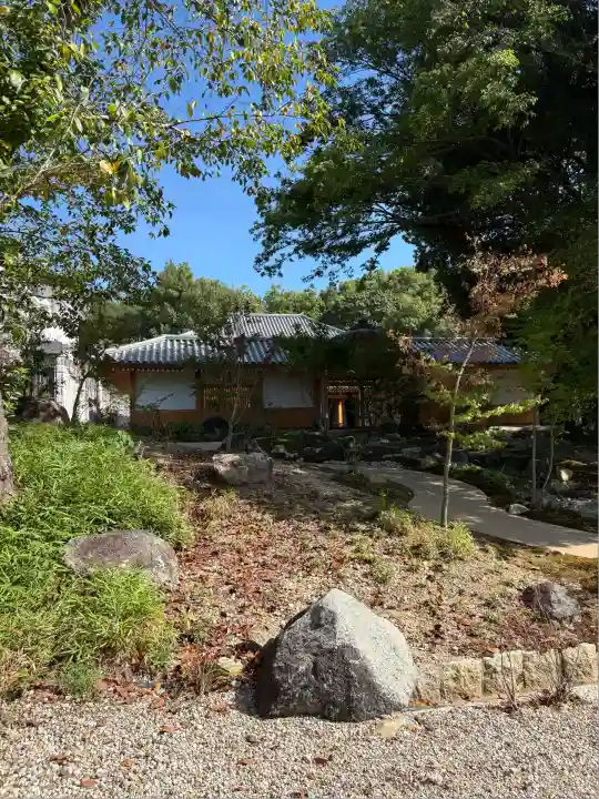 八事山 興正寺の本殿・本堂