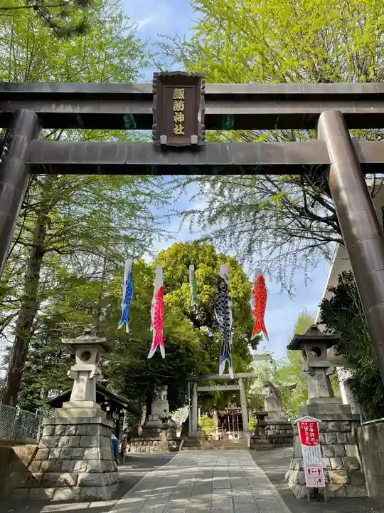 諏訪神社の鳥居