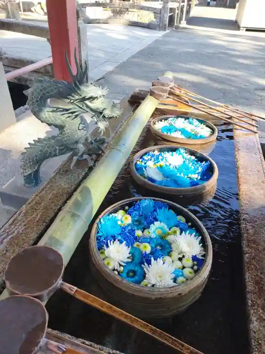 津島神社の手水舎