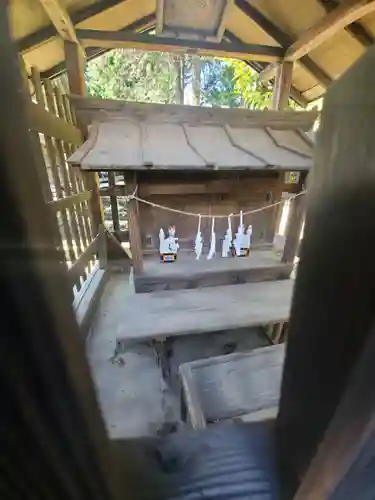 白蛇辨財天の本殿・本堂