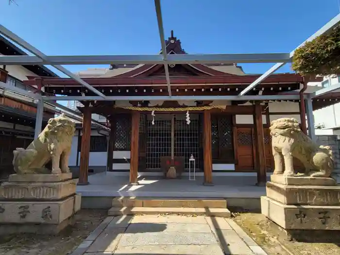 みなと八幡神社の本殿