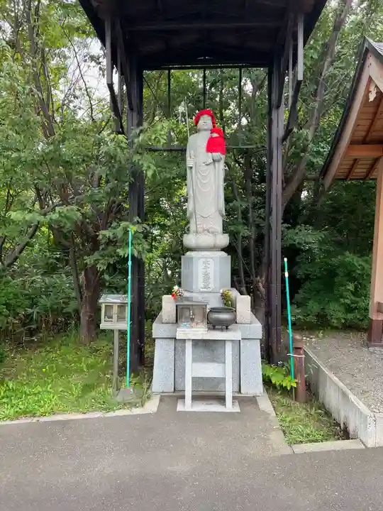 脳天大神 蔵王寺(金峯山修験本宗 北海道別院)の地蔵