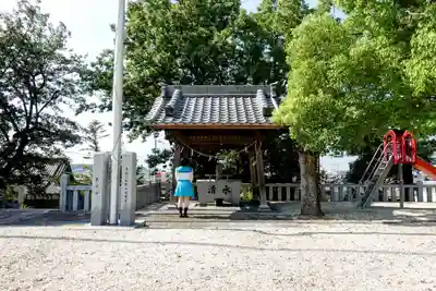 八幡社 (堤町)の手水舎