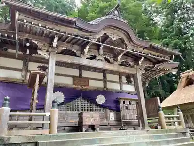 白川八幡神社の本殿・本堂