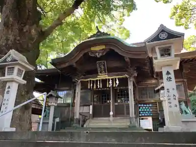 津田八幡神社の本殿・本堂