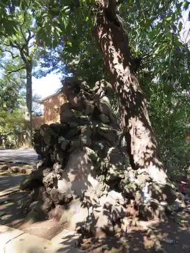 赤坂氷川神社の狛犬